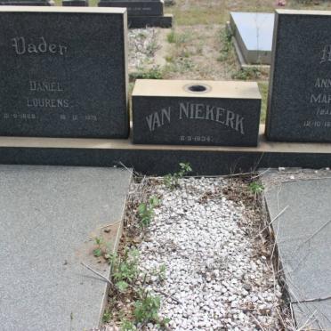 NIEKERK Daniel Lourens, van 1888-1976 &amp; Anna Maria Margaretha BADENHORST 1890-1966