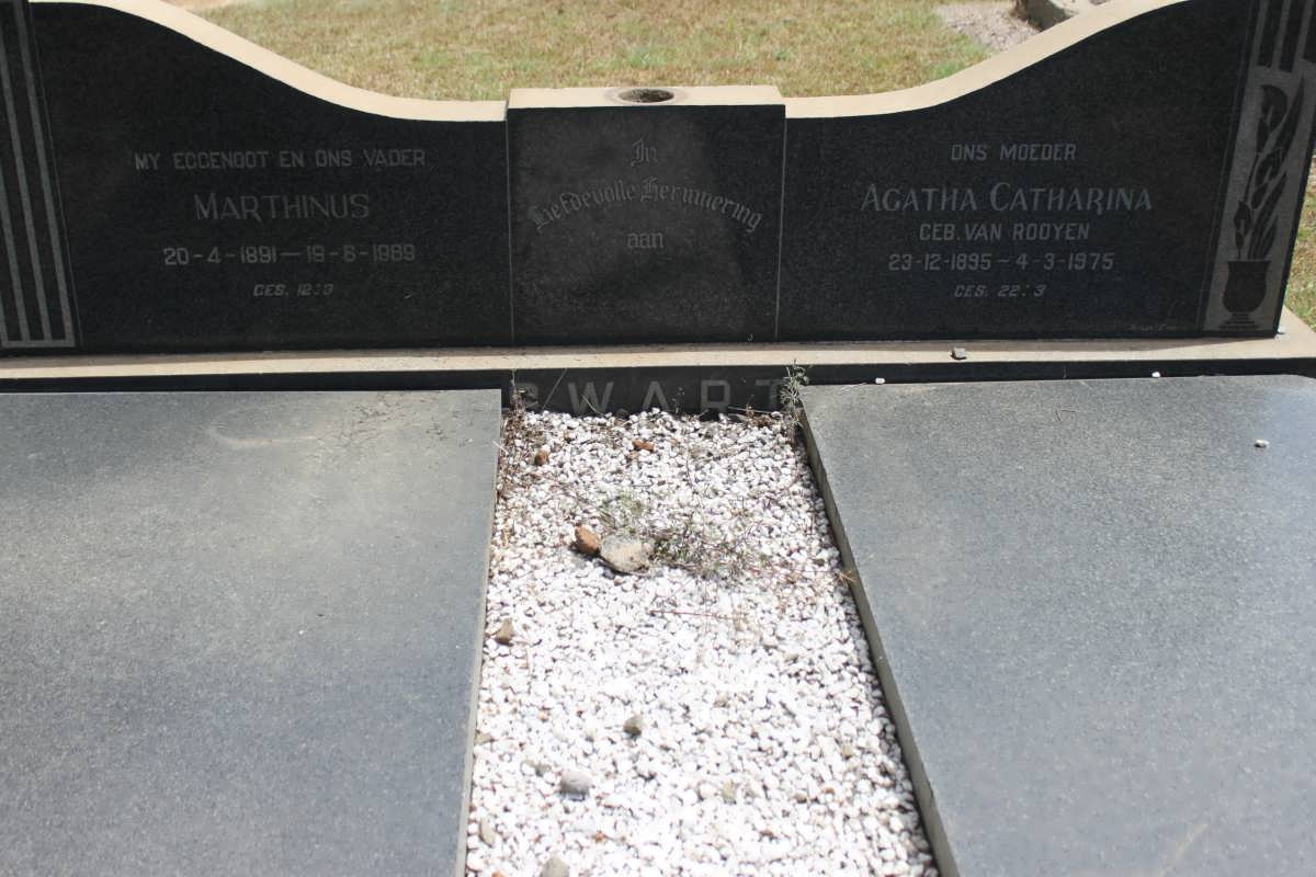 SWART Marthinus 1891-1989 &amp; Agatha Catharina VAN ROOYEN 1895-1975