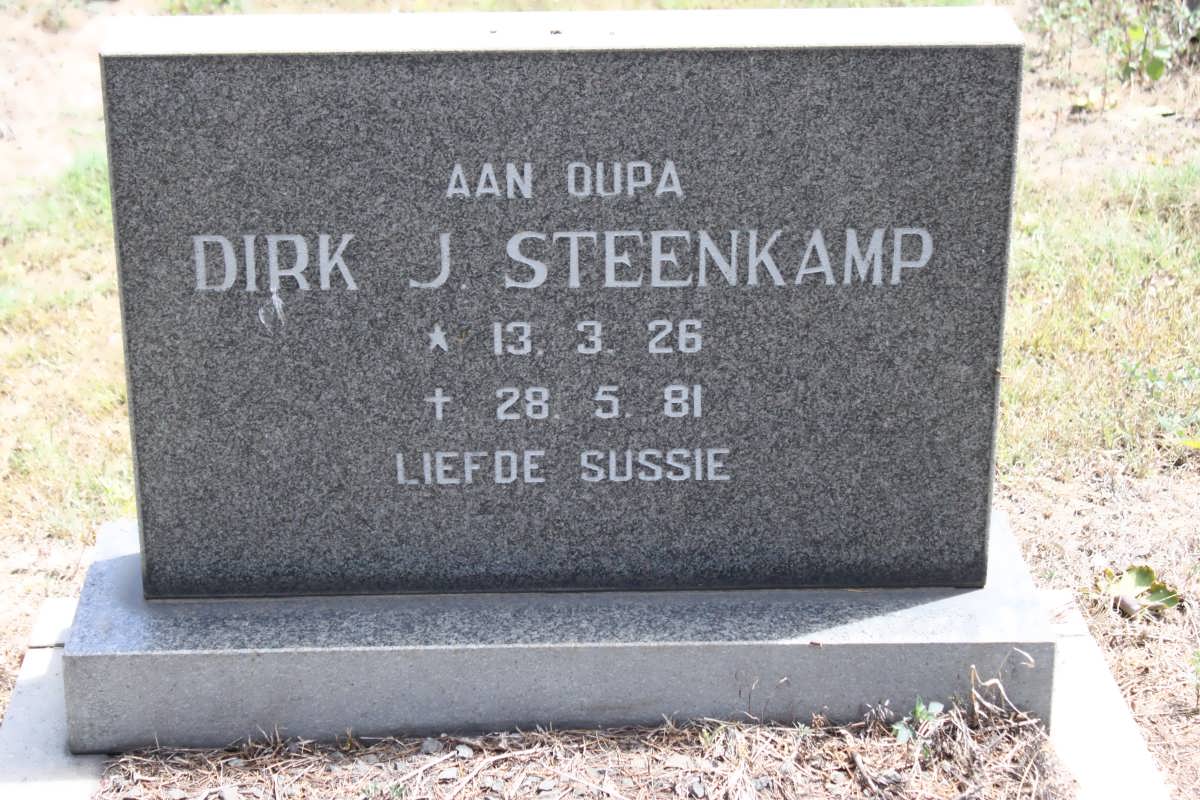 STEENKAMP Dirk J. 1926-1981