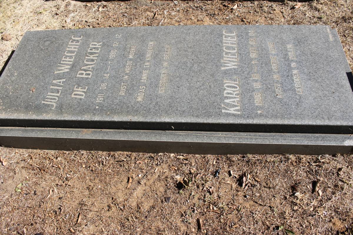 WIECHECK Karol 1906-1977 &amp; Julia DE BACKER 1911-1980
