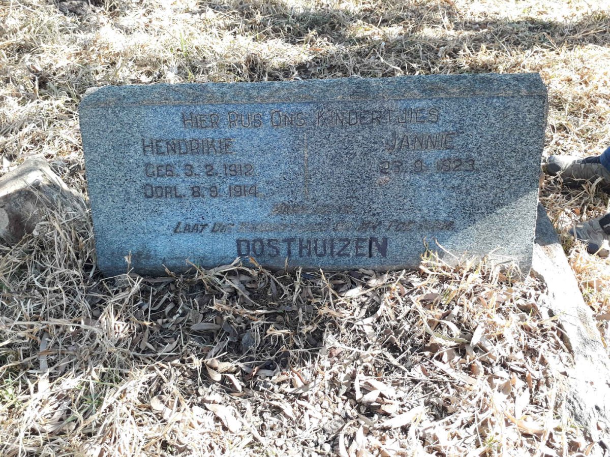OSSTHUIZEN Hendrikie 1912-1914 :: OOSTHUIZEN Jannie 1923-