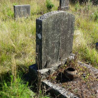 F - Vanne :: Surnames - F