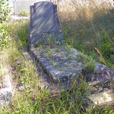 HUDDLE John Richard 1894-1954 :: HUDDLE Neville 192?-1985 &amp; Sheila 1924-2009