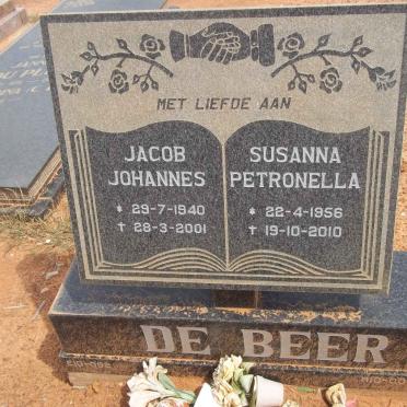 BEER Jacob Johannes, de 1940-2001 &amp; Susanna Petronella 1956-2010