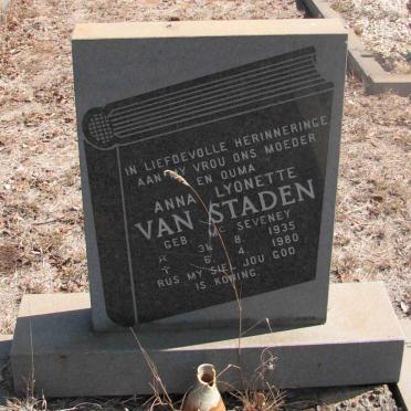 STADEN Anna Lyonette, van nee MCSEVENEY 1935-1980