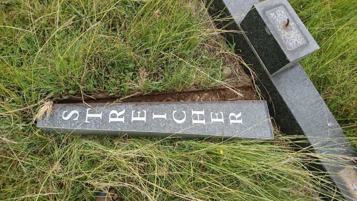 STREICHER Tobias Jacobus 1945-1999 &amp; Catherina Magrietha 1947- :: STREICHER John Christiaan 1973-1999