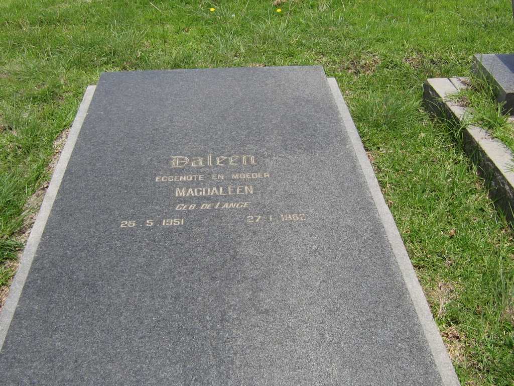 ? Magdaleen nee DE LANGE 1951-1982