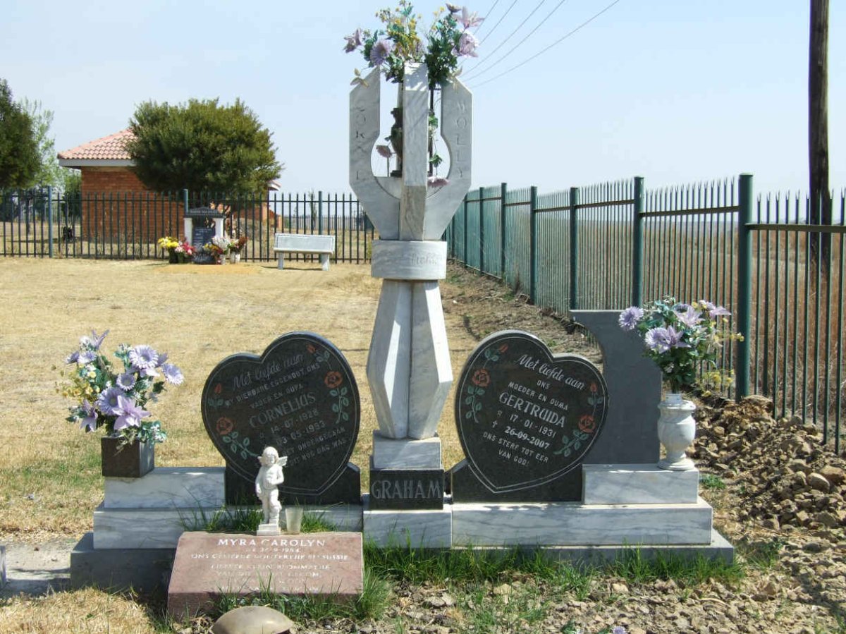 GRAHAM Cornelius  1928-1993 &amp; Gertruida 1931-2007 :: GRAHAM Myra Carolyn 1984-1984