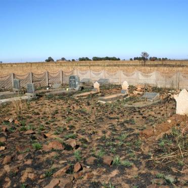 Mpumalanga, MIDDELBURG district, Sterkstroom 400 JS, farm cemetery_01