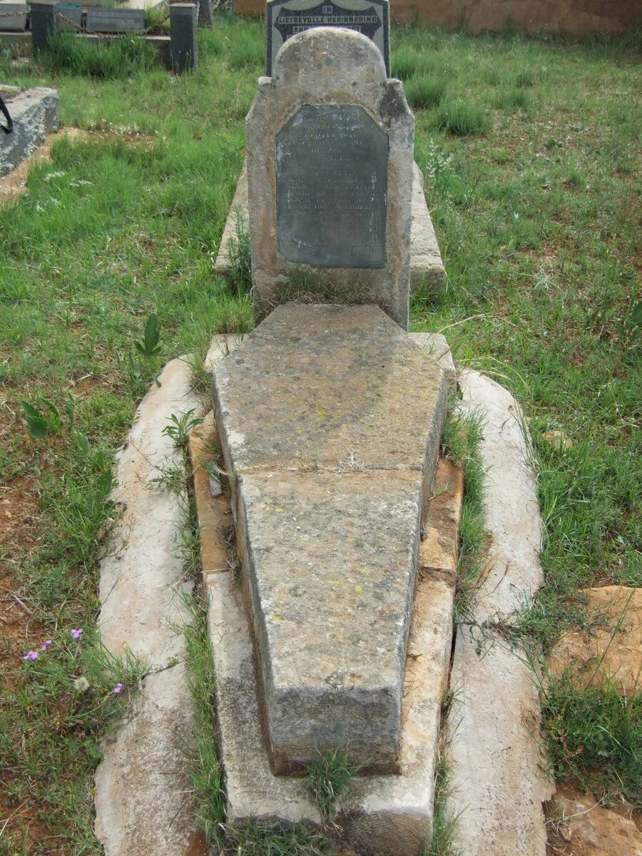 SOMMERS Elsje Josina nee SCHEEPERS 1882-1915