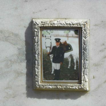 A - Surnames :: Vanne - A