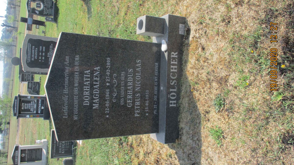 HÖLSCHER Gerhardus Petrus Nicolaas 1951- &amp; Dorhatia Magdalena 1966-2009