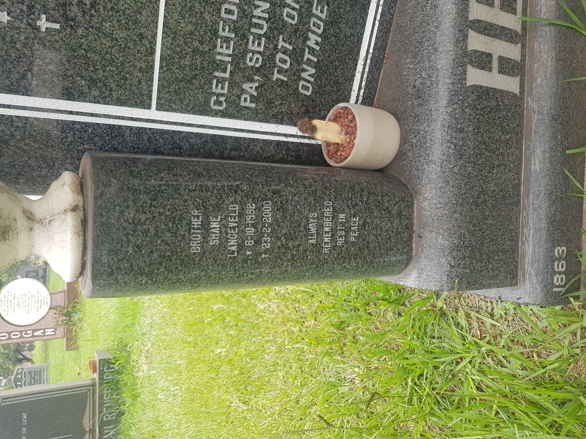 HERHOLDT Daniel Jacobus 1958–2001 &amp; Denita 1960– :: LANGEVELD Shane 1962–2000 :: CONNORS Sherry nee LANGEVELD 1961–1997 #2