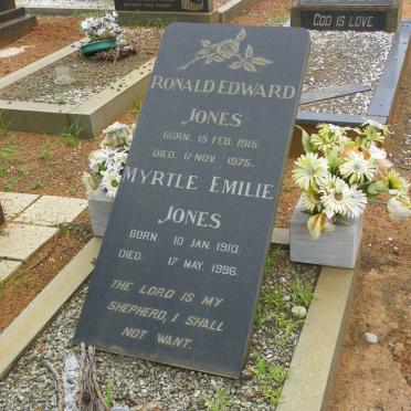 JONES Ronald Edward 1915-1975 &amp; Myrtle Emilie 1910-1996