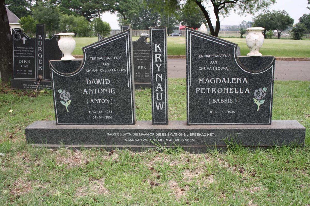 KRYNAUW Dawid Antonie 1933-2003 &amp; Magdalena Petronella 1935-