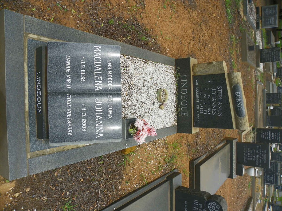 LINDEQUE Stephanus Johannes 1925-1975 &amp; Magdalena Johanna 1932-2008