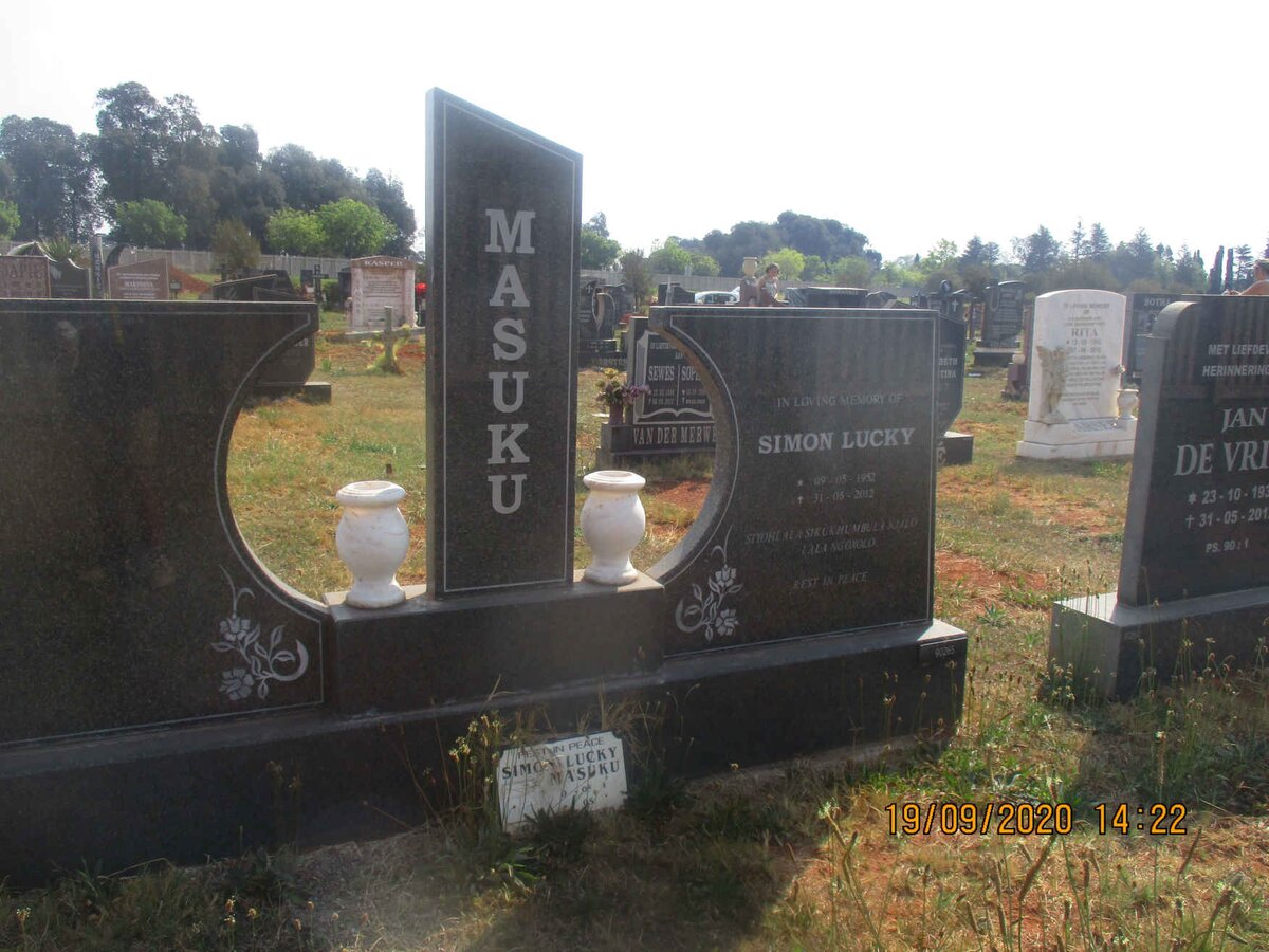 MASUKU Simon Lucky 1952-2013