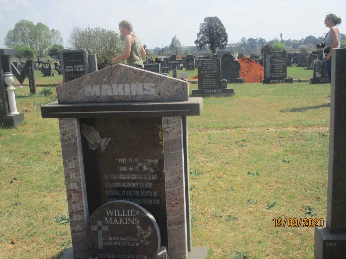 MAKINS Willie 1960-2020 &amp; Bhrenda 1957-2006