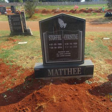 MATTHEE Stoffel 1926-2014 &amp; Christine 1929-2020