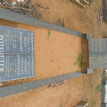 POTGIETER Joachim Johannes Christoffel 1929– & Olive Margaret 1933–2009