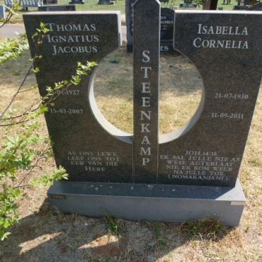 STEENKAMP Thomas Ignatius Jacobus 1927-2007 &amp; Isabel Cornelia 1930-2011