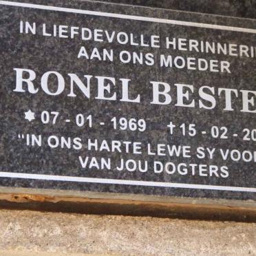 BESTER Ronel 1969-2009