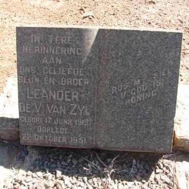 ZYL Leander De V., van 1919-1951