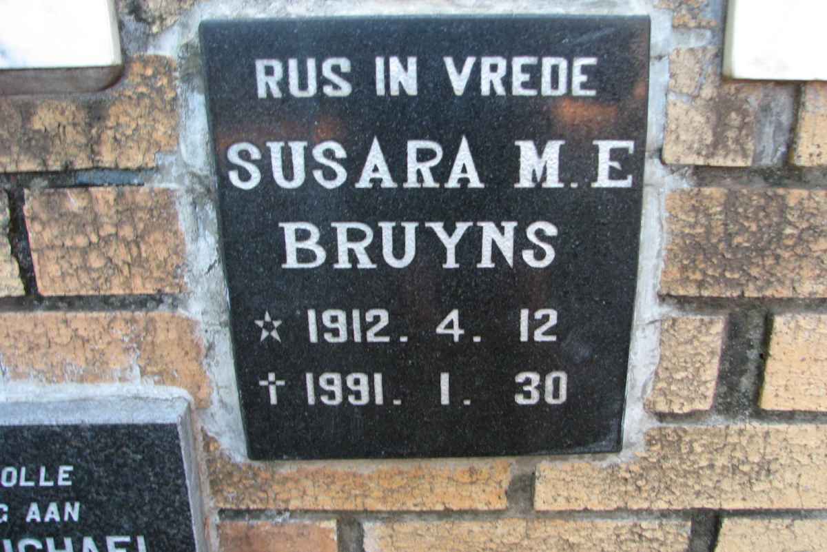 BRUYNS Susara M.E. 1912-1991