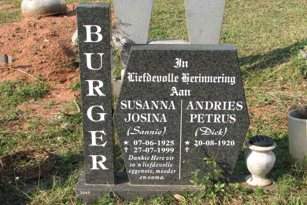 BURGER Andries Petrus 1920- &amp; Susanna Josina 1925-1999