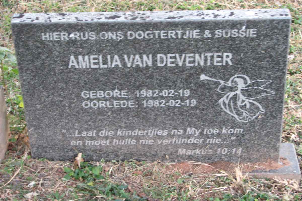 DEVENTER Amelia, van 1982-1982