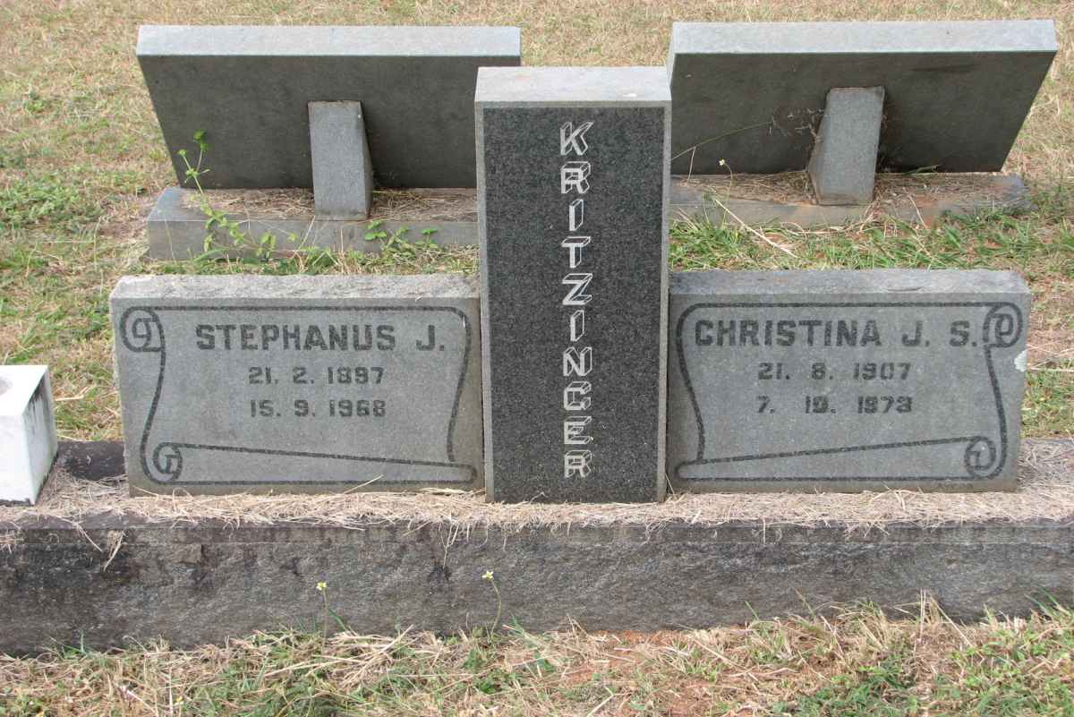 KRITZINGER Stephanus J. 1897-1968 &amp; Christina J.S. 1907-1973
