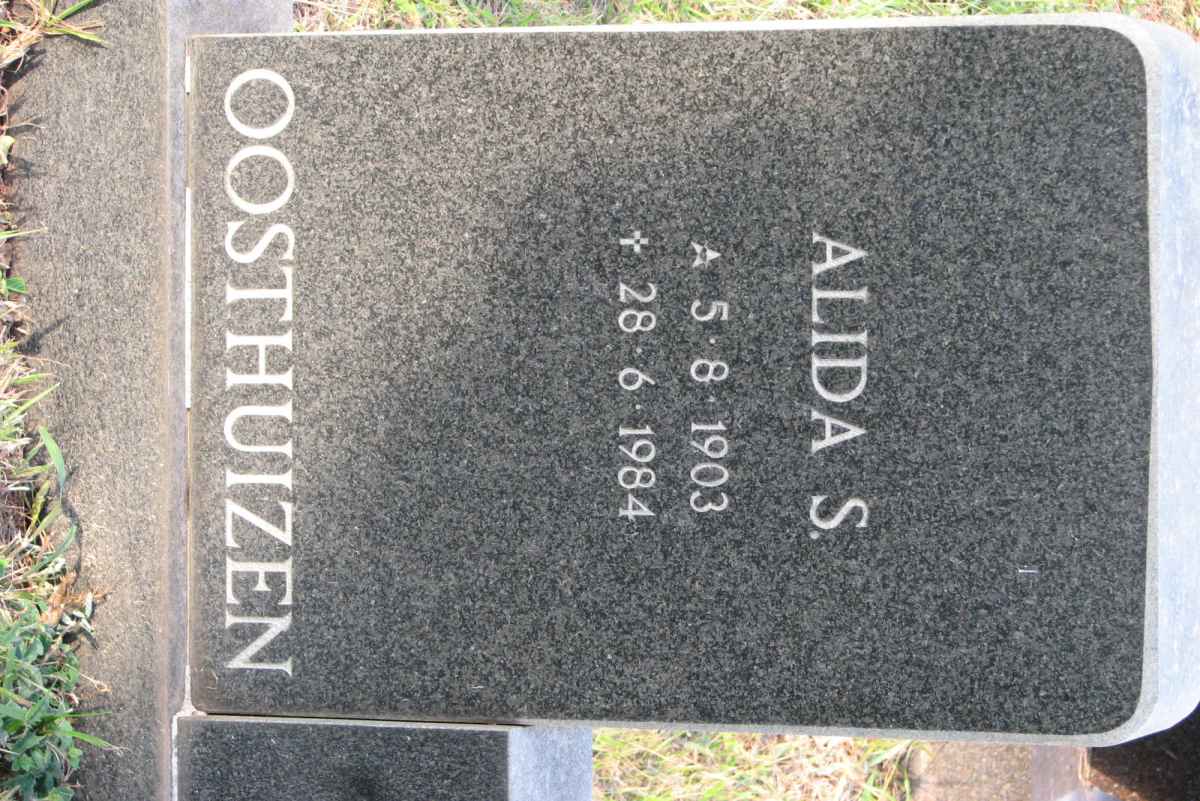 OOSTHUIZEN Alida S. 1903-1984