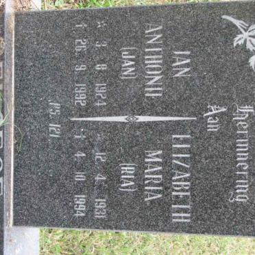 OELOFSE Jan Anthonie 1924-1992 &amp; Elizabeth Maria 1931-1994