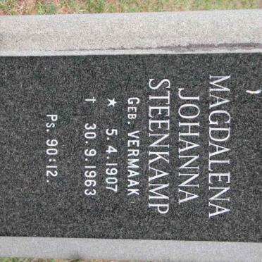 STEENKAMP Magdalena Johanna nee VERMAAK 1907-1963