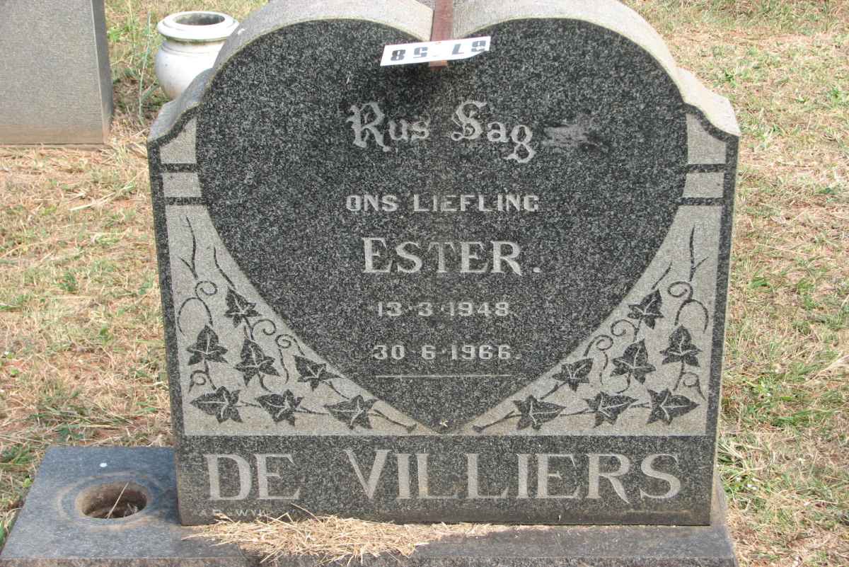 VILLIERS Ester, de 1948-1966