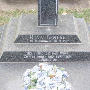 BENEKE Rona 1939-1997
