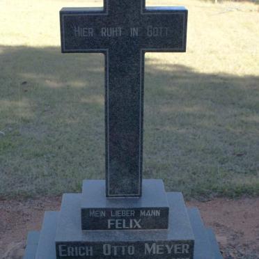 Mpumalanga, PIET RETIEF district, Moolman, Koburg Lutheran Church cemetery
