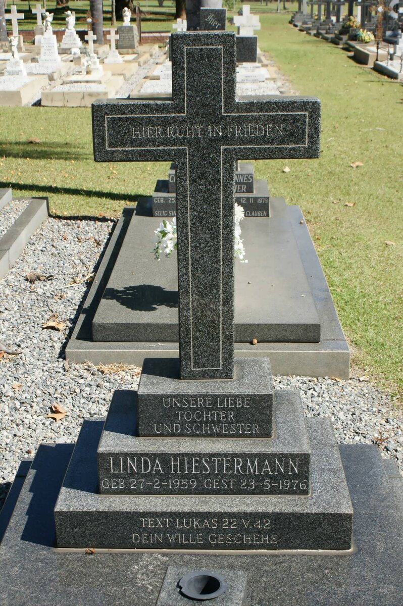 HIESTERMANN Linda 1959-1976