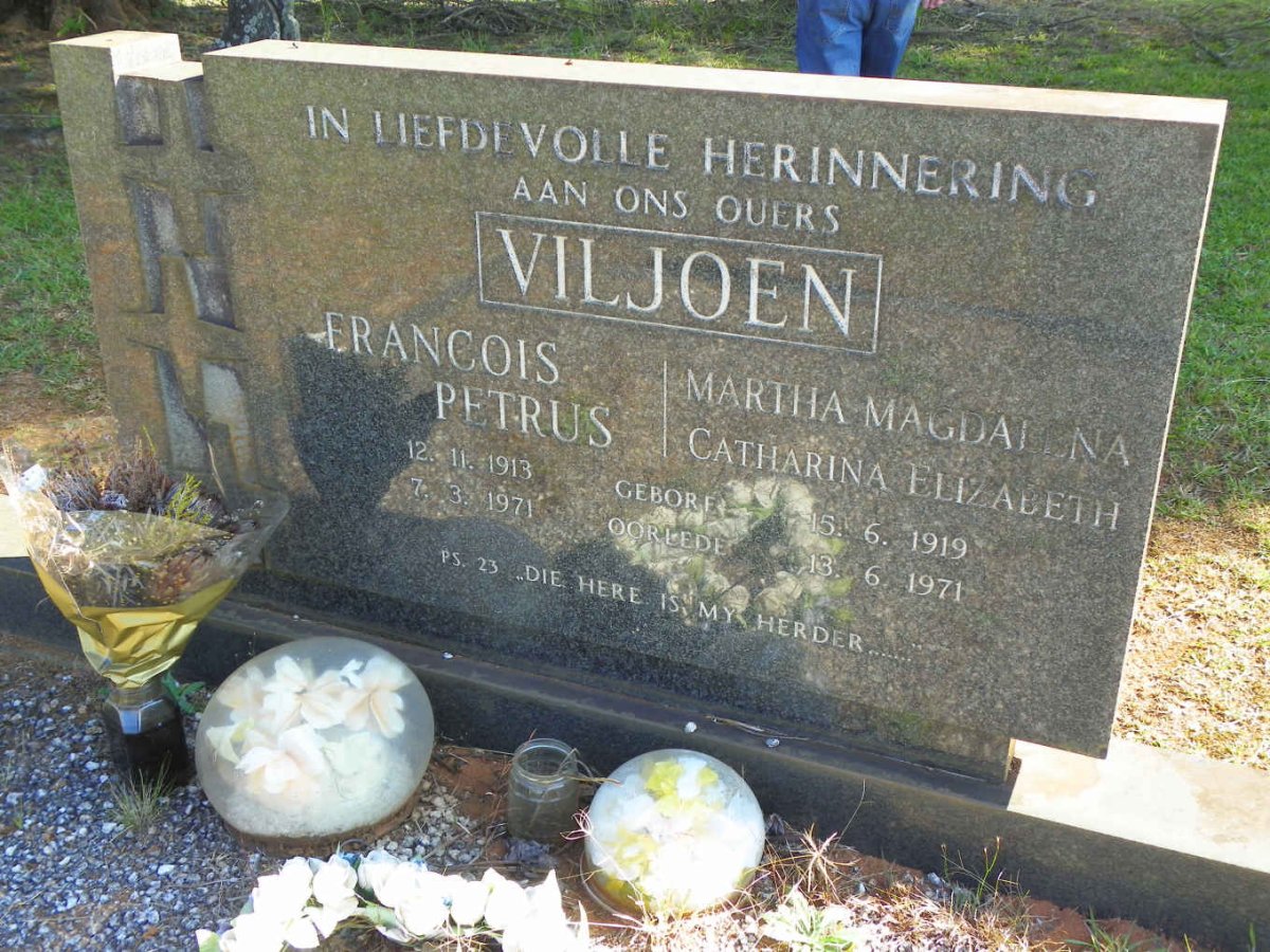 VILJOEN Francois Petrus 1913-1971 &amp; Martha Magdalena Catharina Elizabeth 1919-1971