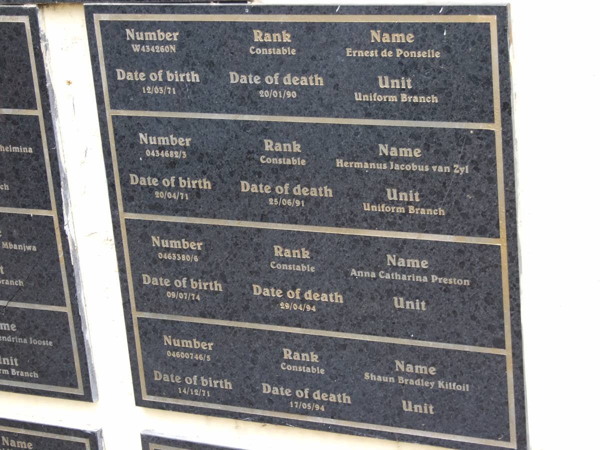 POSELLE de :: VAN ZYL :: PRESTON :: KILFOIL