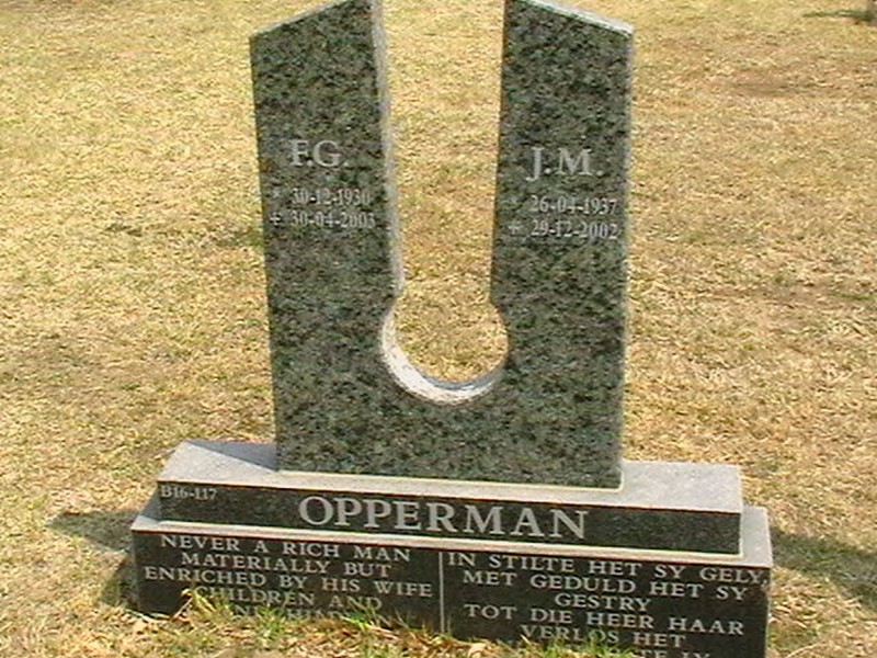 OPPERMAN F.G. 1930-2003 &amp; J.M. 1937-2002