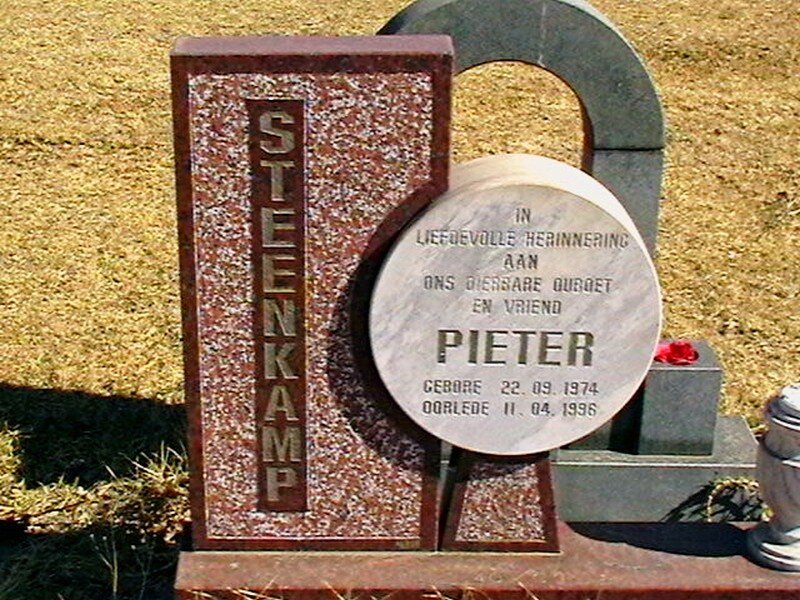 STEENKAMP Pieter 1974-1996