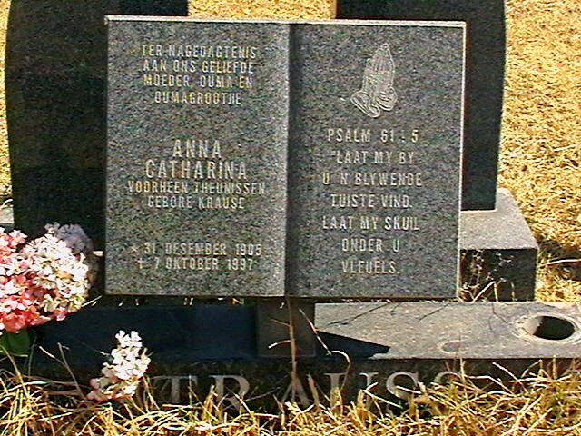 STRAUSS Anna Catharina voorheen THEUNISSEN nee KRAUSE 1905-1997