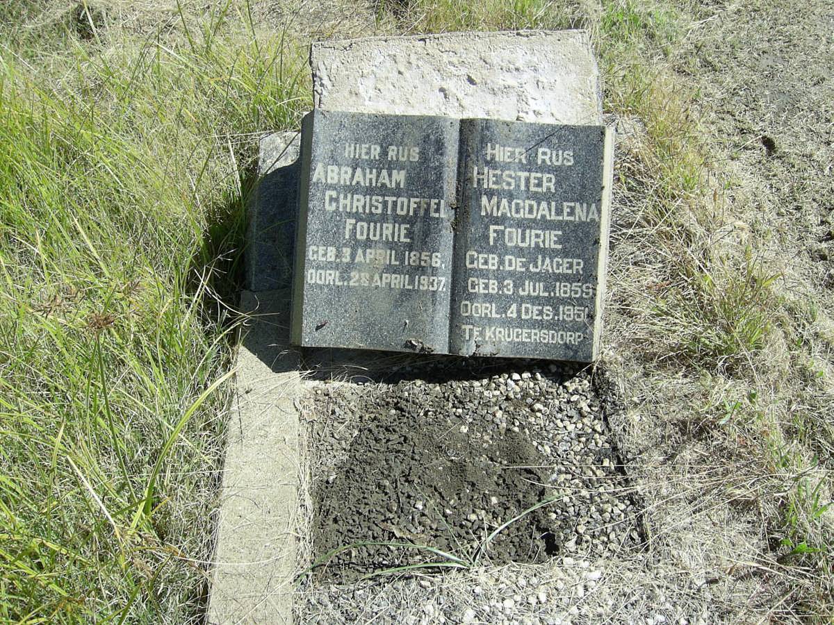 FOURIE Abraham Christoffel 1856-1937 &amp; Hester Magdalena DE JAGER 1859-1951