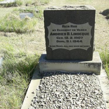 LINDEQUE Andries B. 1907-1944