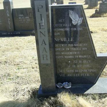 PIENAAR Neville 1972-1995