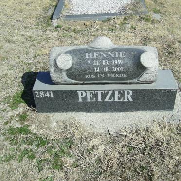 PETZER Hennie 1959-2001