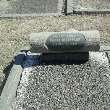 UECKERMANN Frikkie 1944-1968