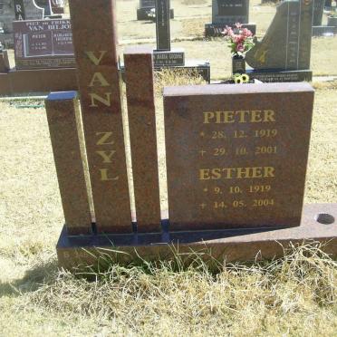 ZYL Pieter, van 1919-2001 &amp; Esther 1919-2004