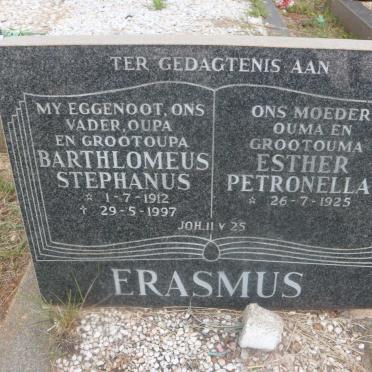 ERASMUS Barthlomeus Stephanus 1912-1997 &amp; Esther Petronella 1925-
